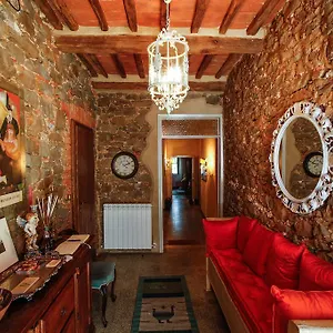 https://marconi32.it-tuscanyhotel.com