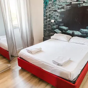 https://hostel-roma-pyramid.it-romehotels.com