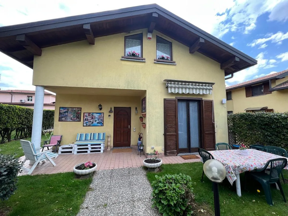 La Maison Di Gio & Gio Olgiate Comasco Italy